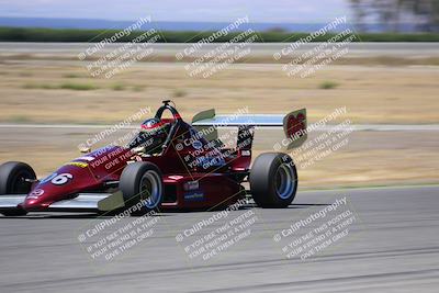 media/Jun-05-2022-CalClub SCCA (Sun) [[19e9bfb4bf]]/Around the Pits/